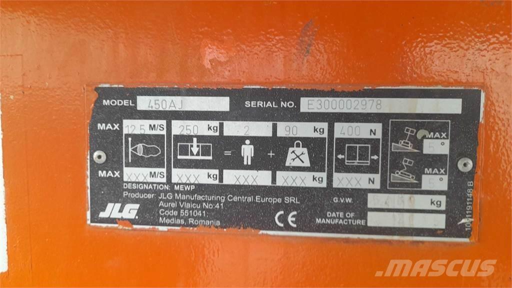 JLG 450AJ Kloubové plošiny
