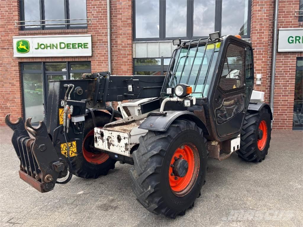 Bobcat T35100 Teleskopické manipulátory