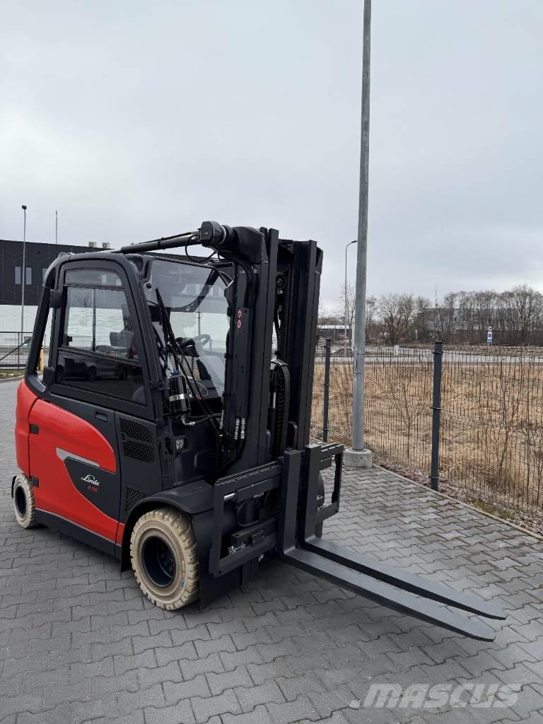 Linde E 35 Akumulátorové vozíky