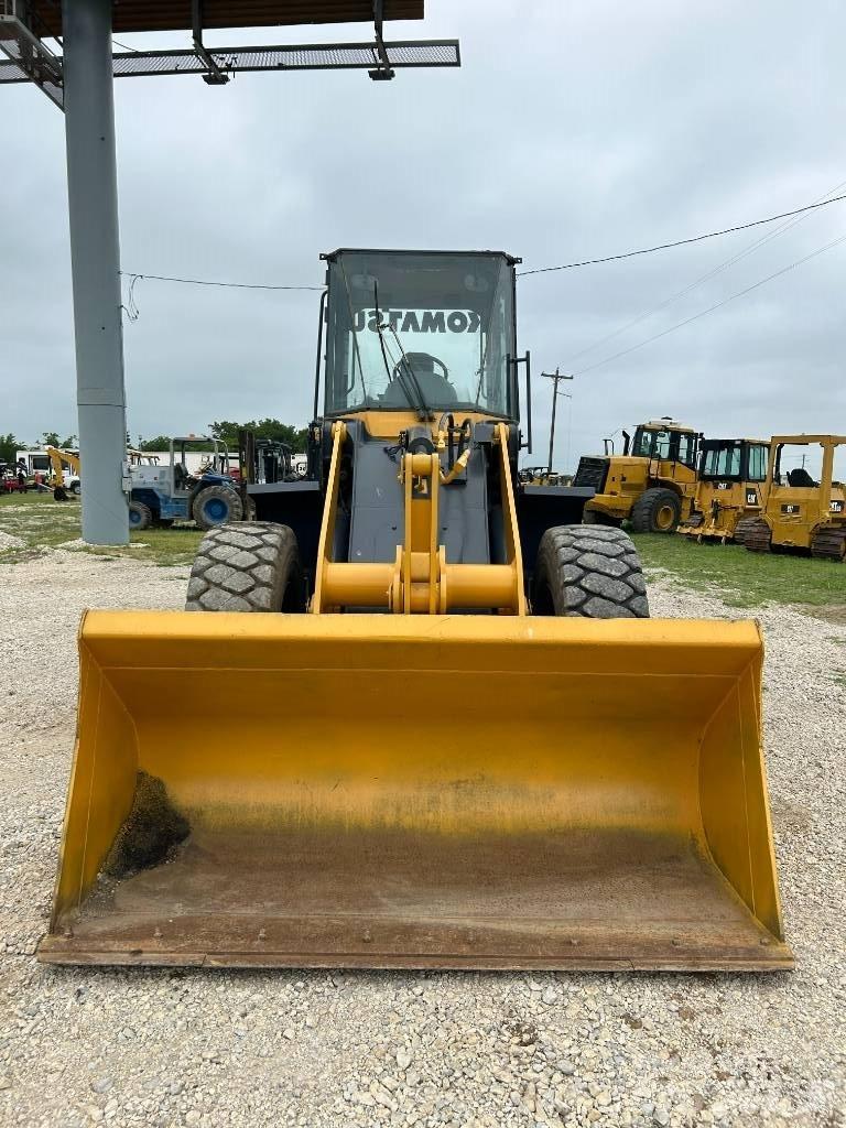 Komatsu WA150-5 Kolové nakladače