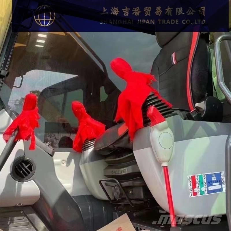 Komatsu PC 220 Pásová rýpadla