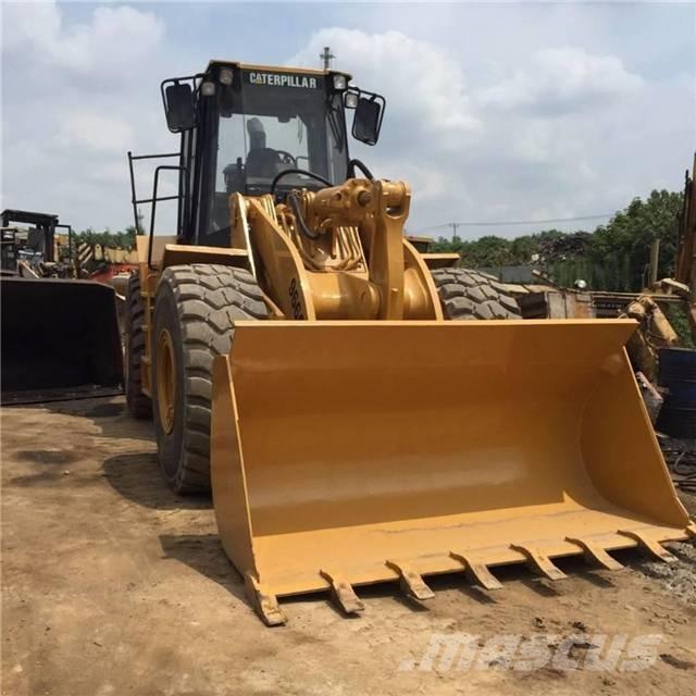 CAT 966G Kolové nakladače