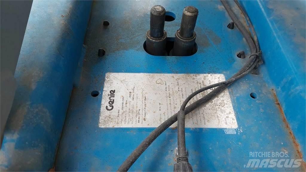 Genie GS1932 Nůžková zvedací plošina