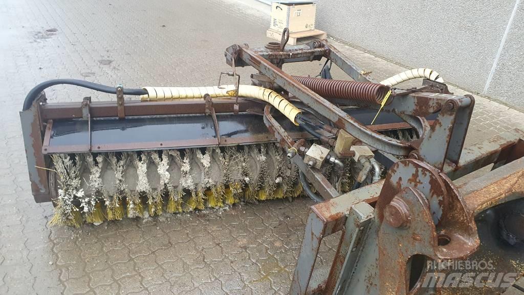 Holms 2,5 m kost Další silniční a sněhové stroje