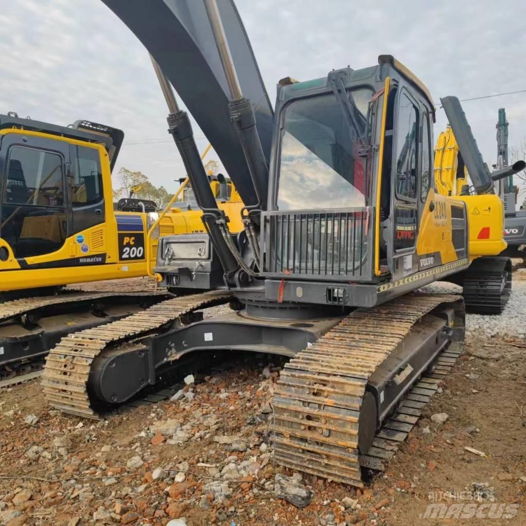 Volvo EC 240 Pásová rýpadla