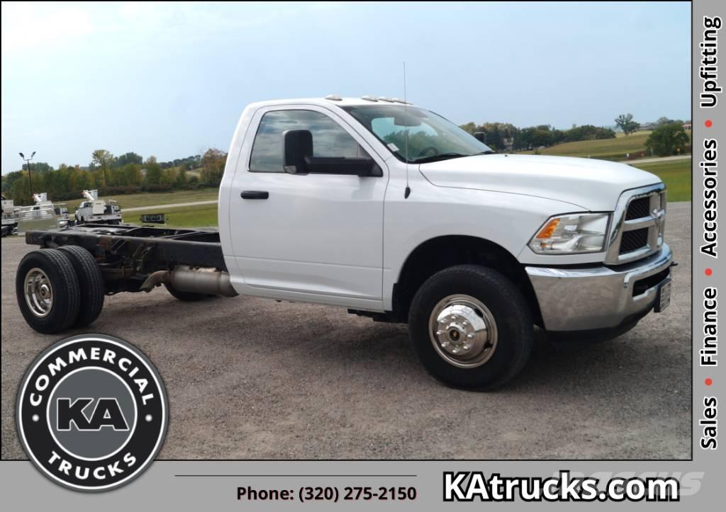 RAM 3500 TRADESMAN Nákladní vozidlo bez nástavby