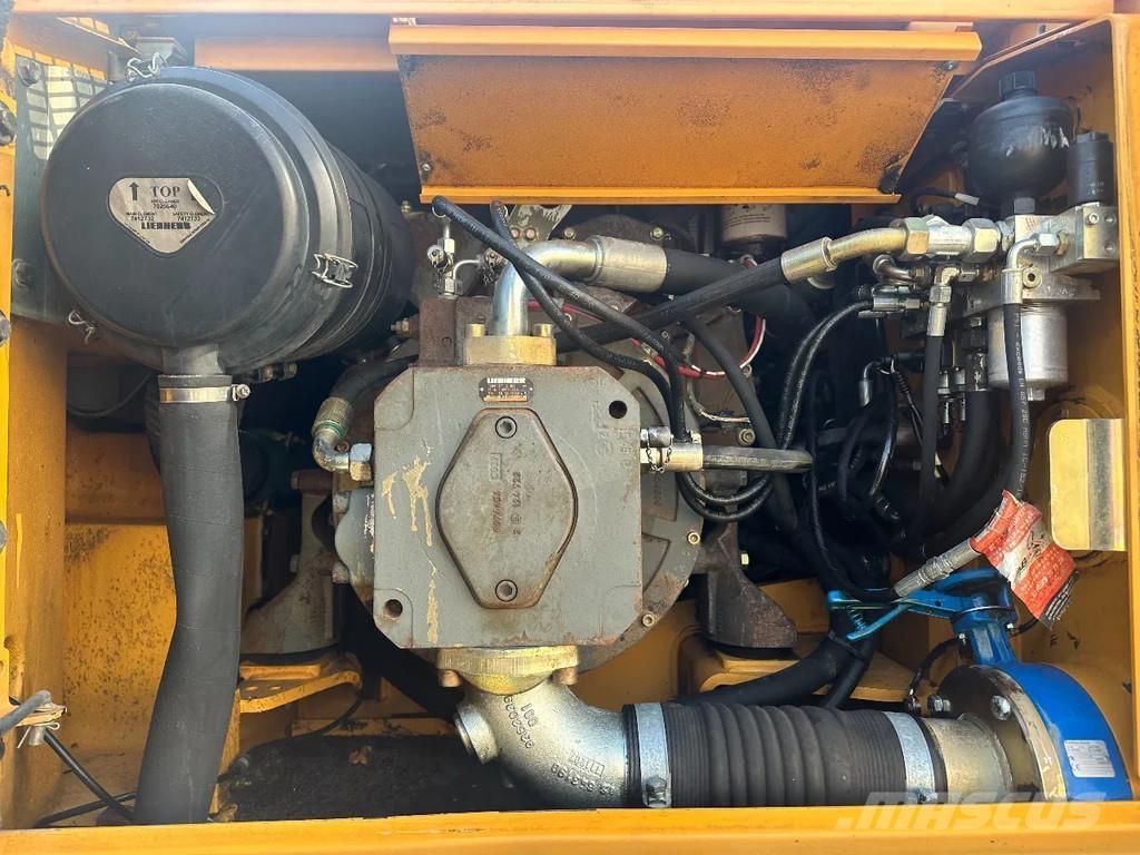 Liebherr A900 C Kolová rýpadla