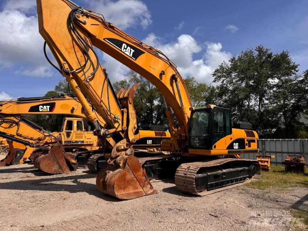 CAT 330 D L Pásová rýpadla