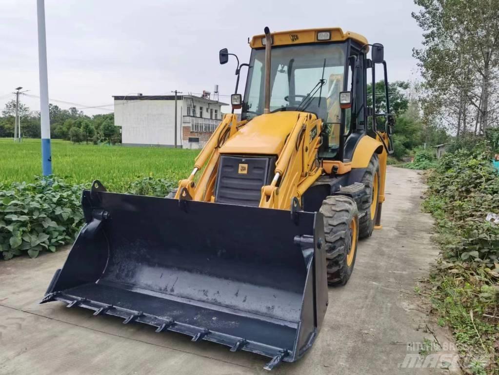 JCB 3 CX Rýpadlo-nakladače