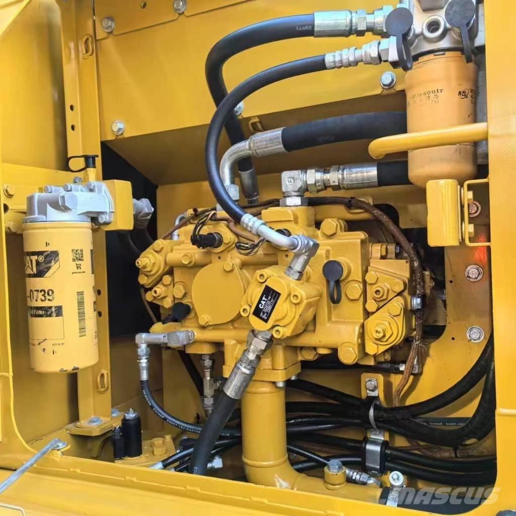 CAT 315 D L Pásová rýpadla