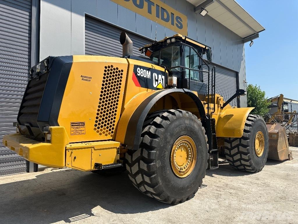CAT 980M Kolové nakladače