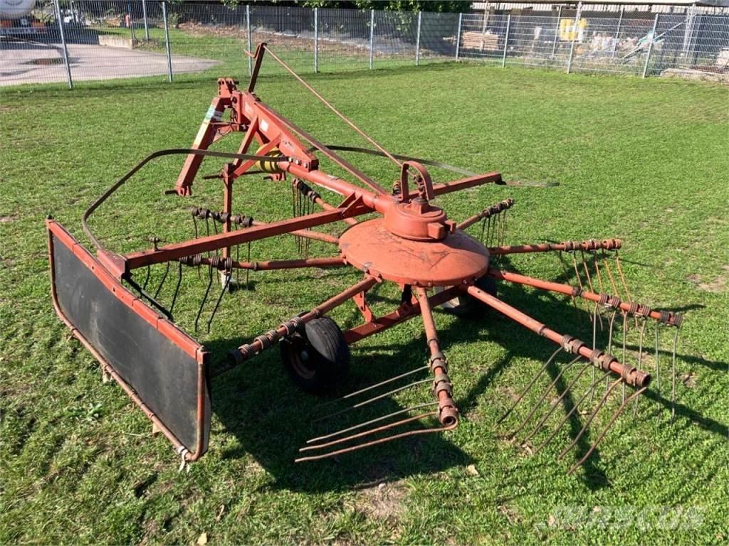 Fella TS 325 Řádkovače