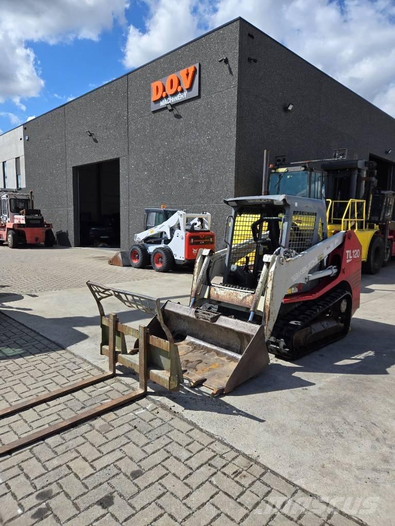 Takeuchi TL120 Smykem řízené nakladače