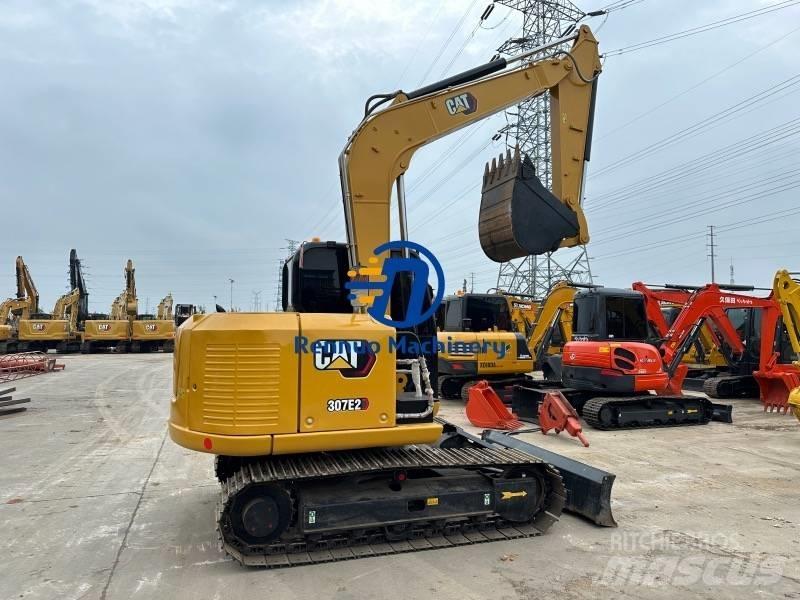 CAT 307E2 Mini rýpadla < 7t