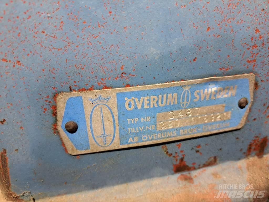 Överum C 487 Konvenční pluh