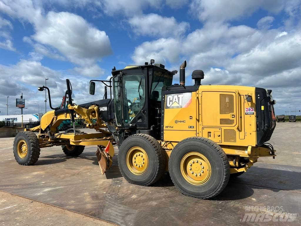 CAT 140M2 Grejdry