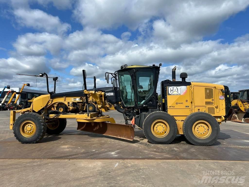 CAT 140M2 Grejdry