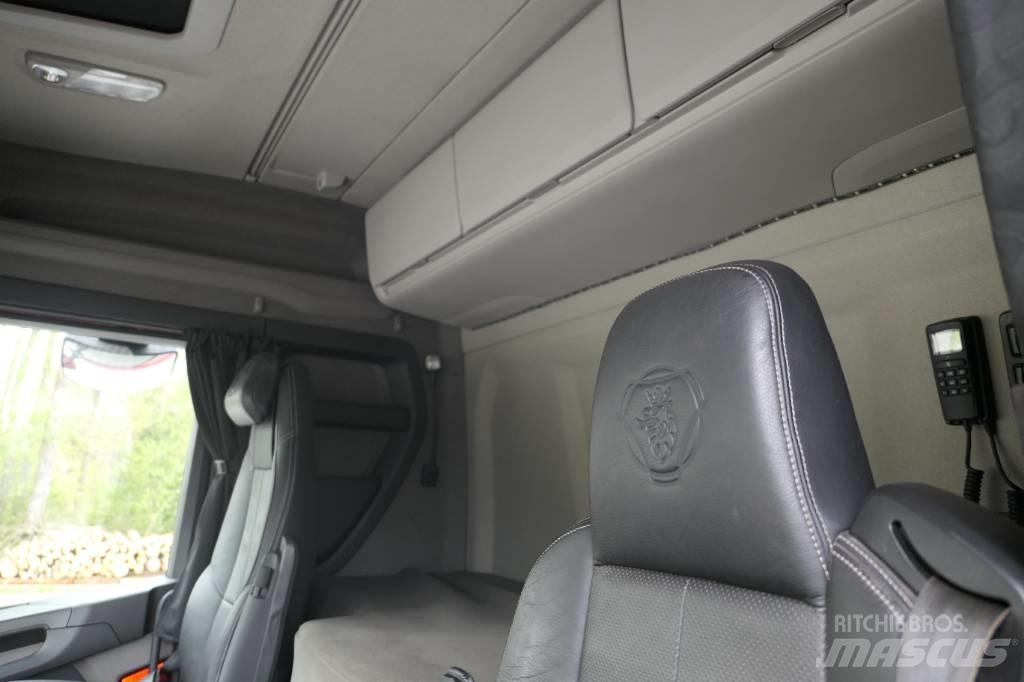 Scania R500 B6x2*4NB Hákový nosič kontejnerů