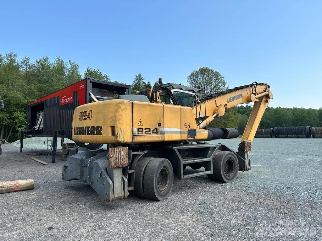 Liebherr A 924C-HD Kolová rýpadla