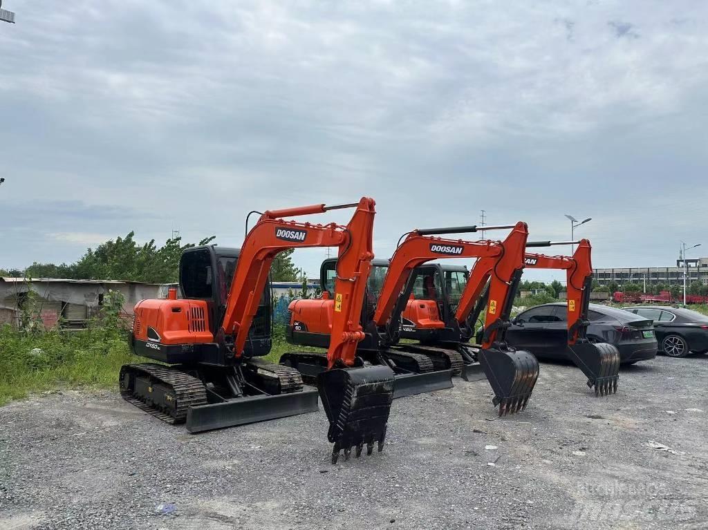 Doosan DX60-9 Mini rýpadla < 7t