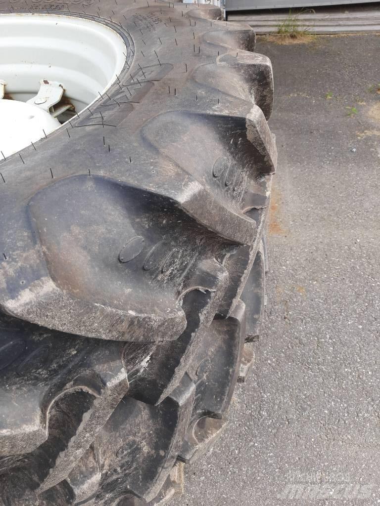 BKT 380/85R34 Další příslušenství k traktorům