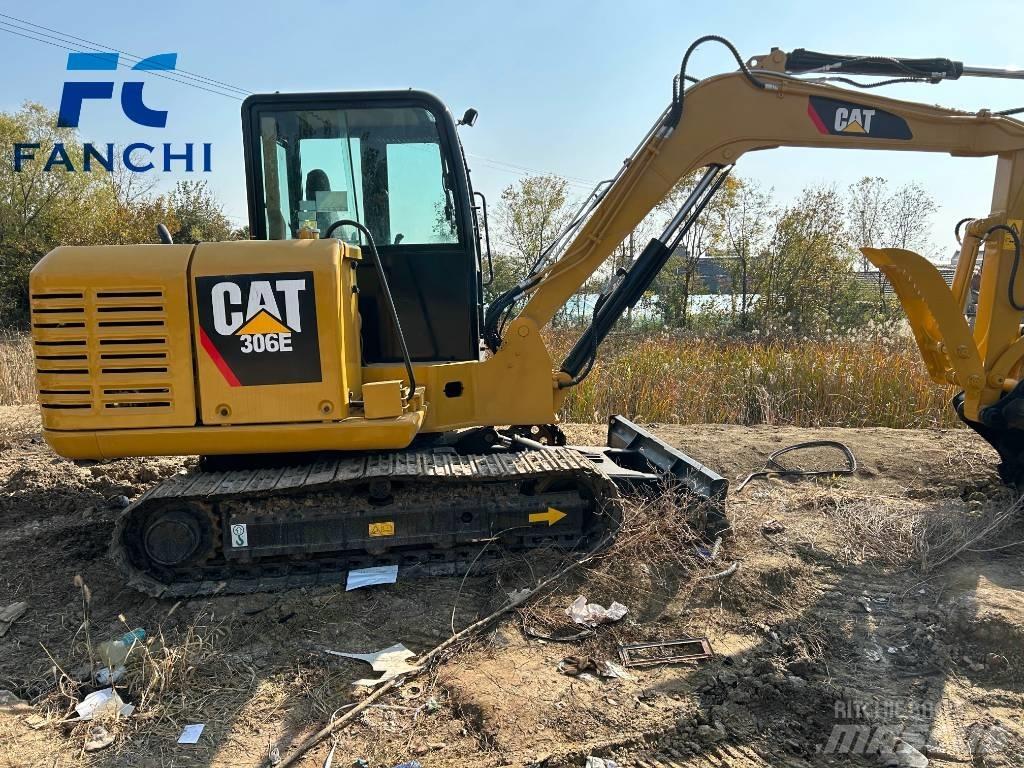 CAT 306E2 Pásová rýpadla