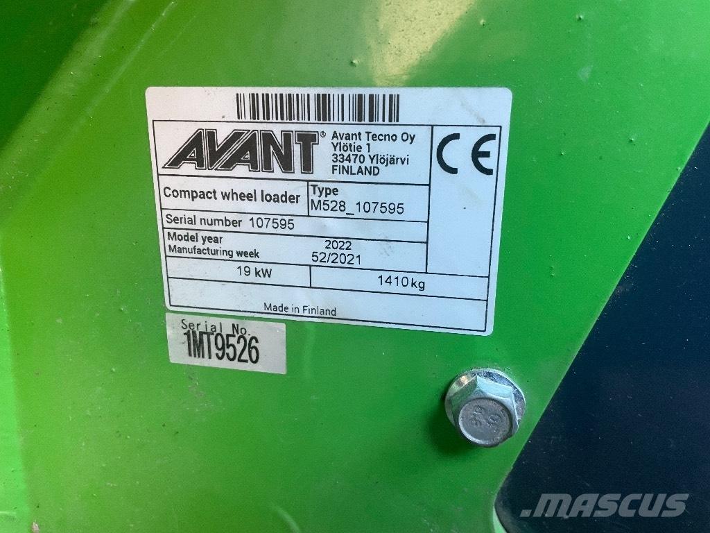 Avant 528 Víceúčelové nakladače