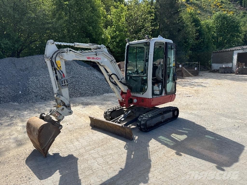 Takeuchi TB 225 Mini rýpadla < 7t