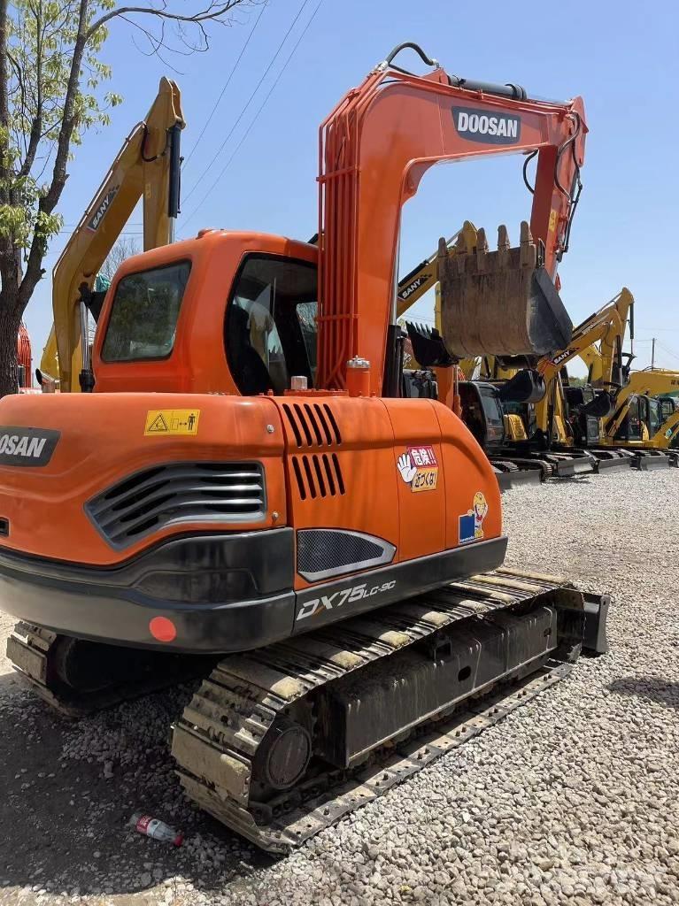 Doosan DX75 Mini rýpadla < 7t