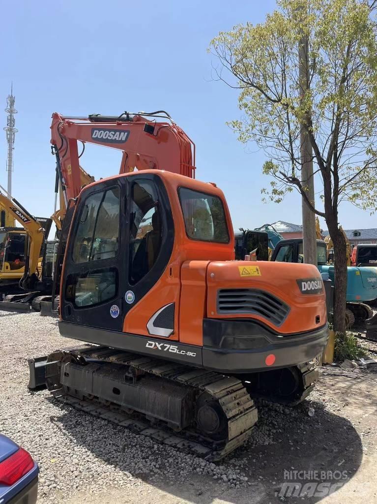 Doosan DX75 Mini rýpadla < 7t