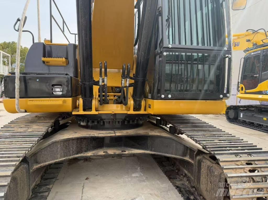 CAT 330D2L Pásová rýpadla