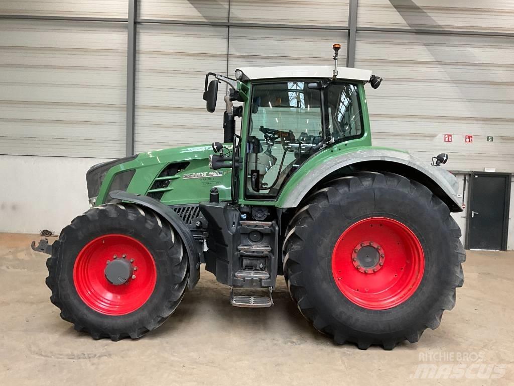 Fendt 828 Vario TMS Traktory