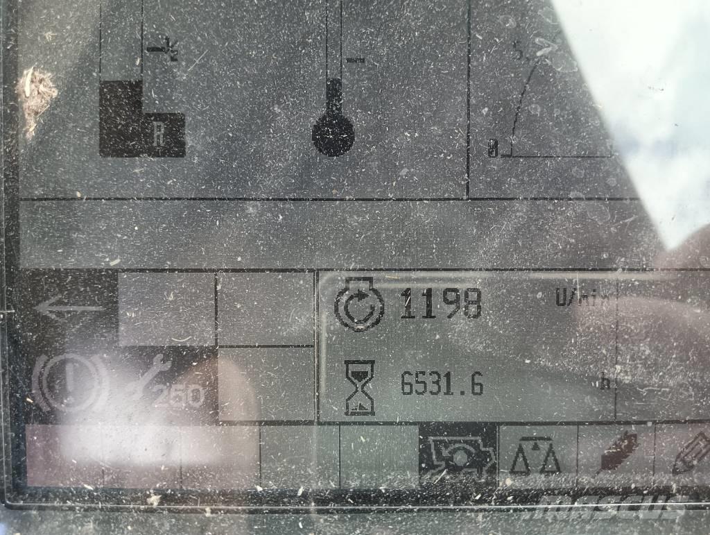 CLAAS Lexion 470 Sklízecí mlátičky