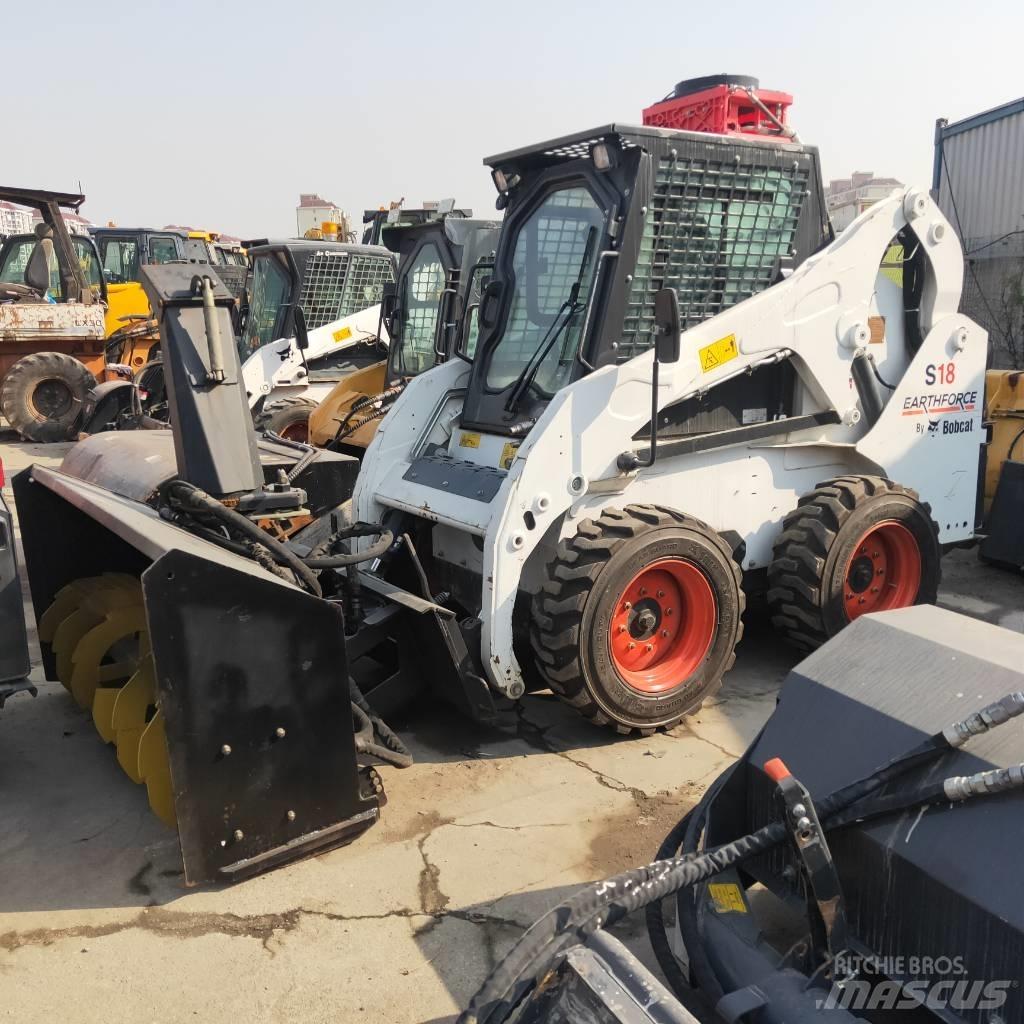 Bobcat S18 Smykem řízené nakladače