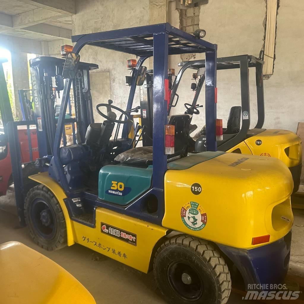 Komatsu F30T Dieselové vozíky