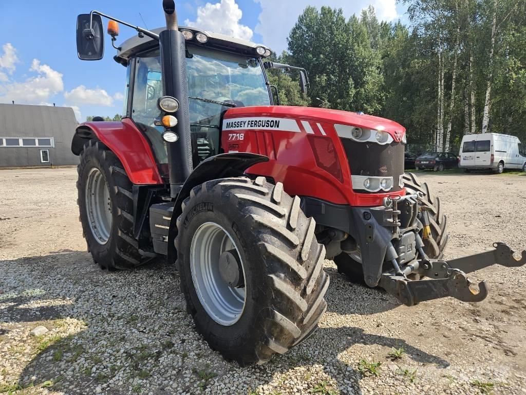 Massey Ferguson 7718 Traktory