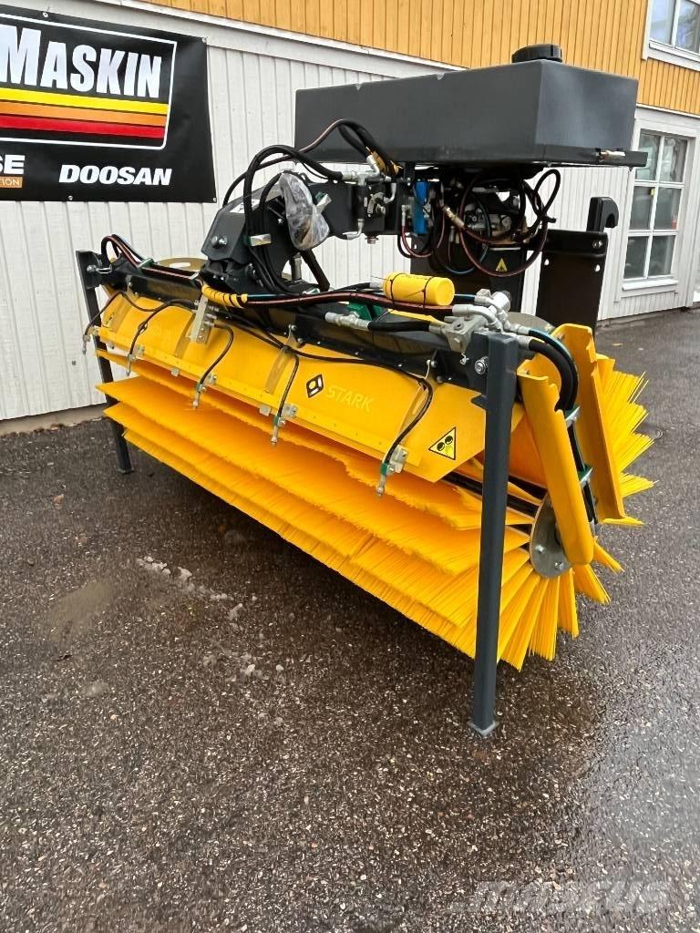 Stark RSW 2500C-BM Kolové nakladače