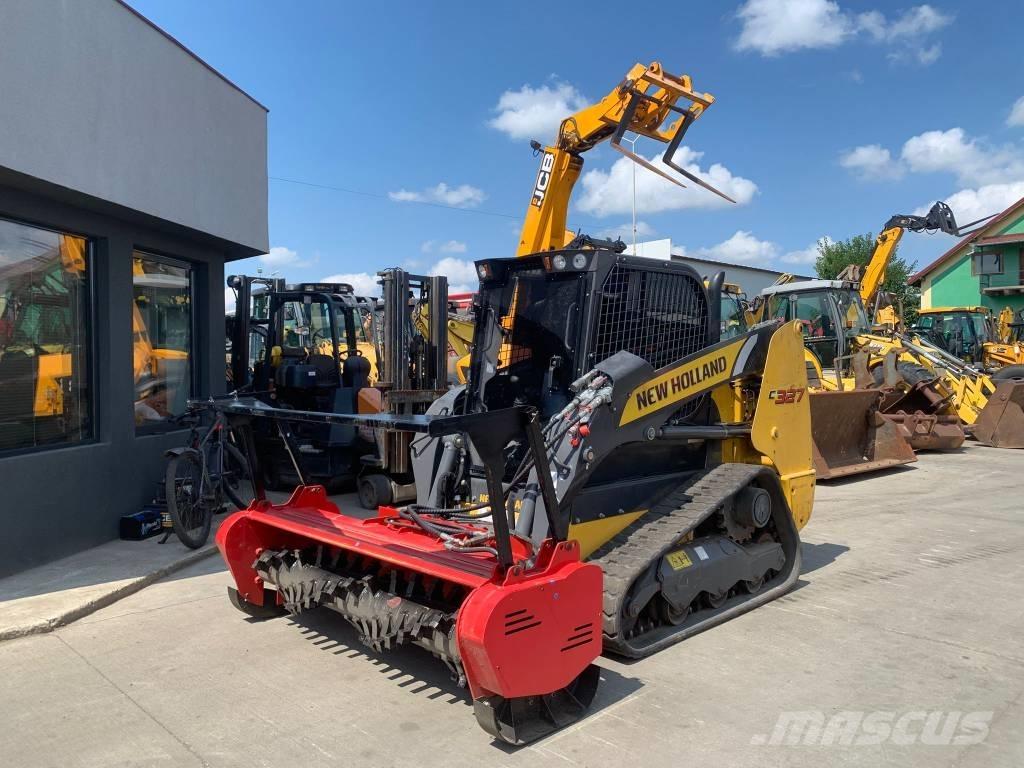 New Holland C327 Smykem řízené nakladače