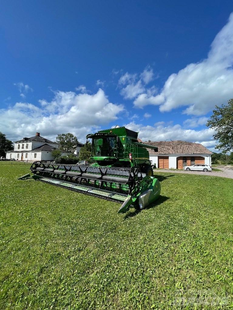 John Deere T 660 i Sklízecí mlátičky