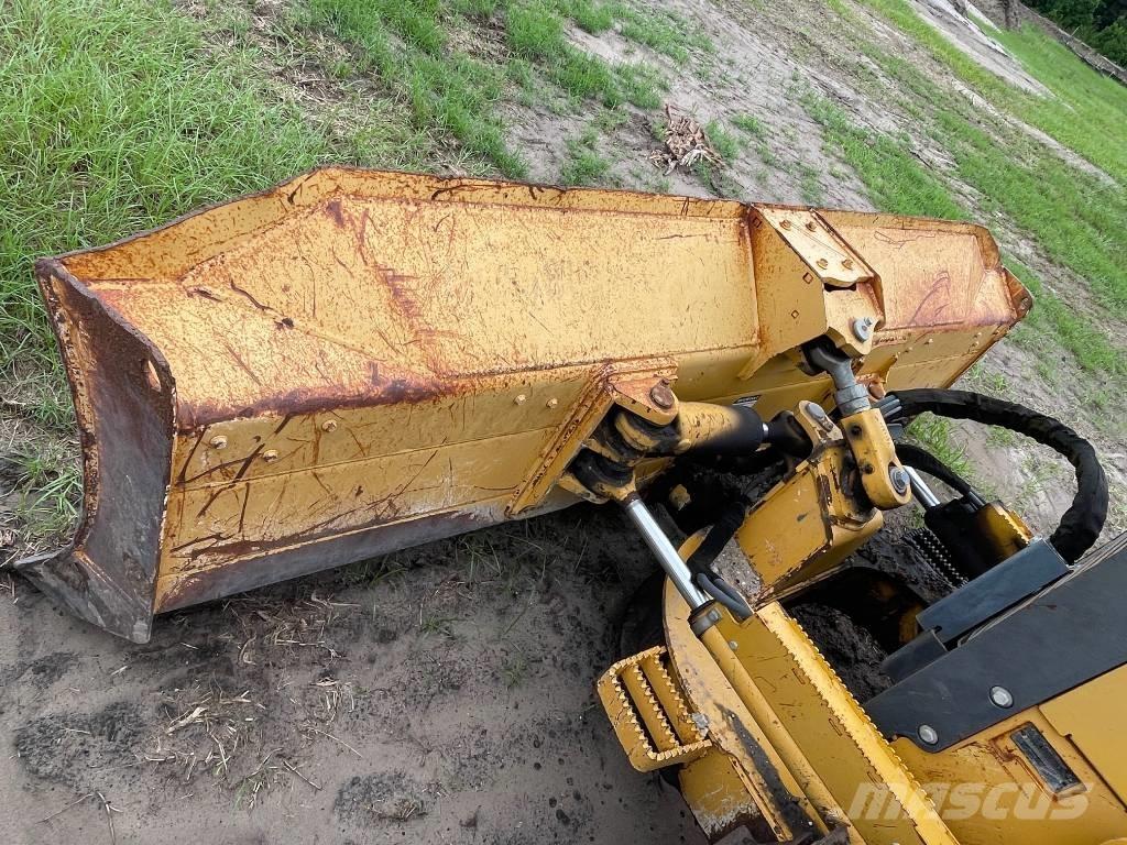 DEERE 450J LGP Pásové dozery