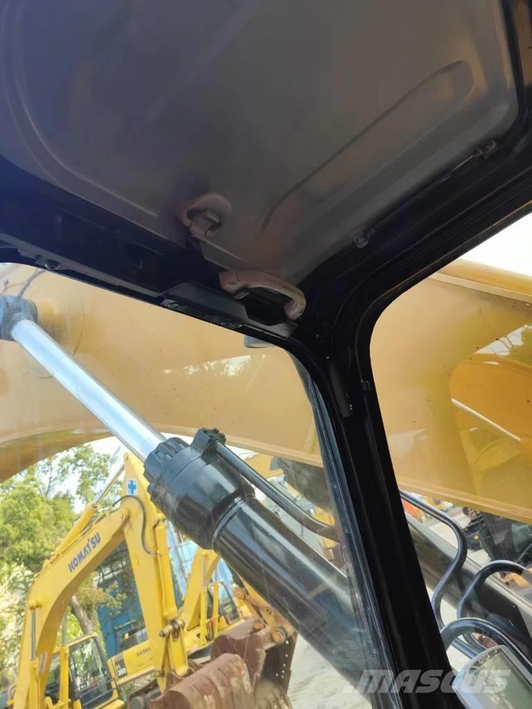 CAT 349 D2 Pásová rýpadla