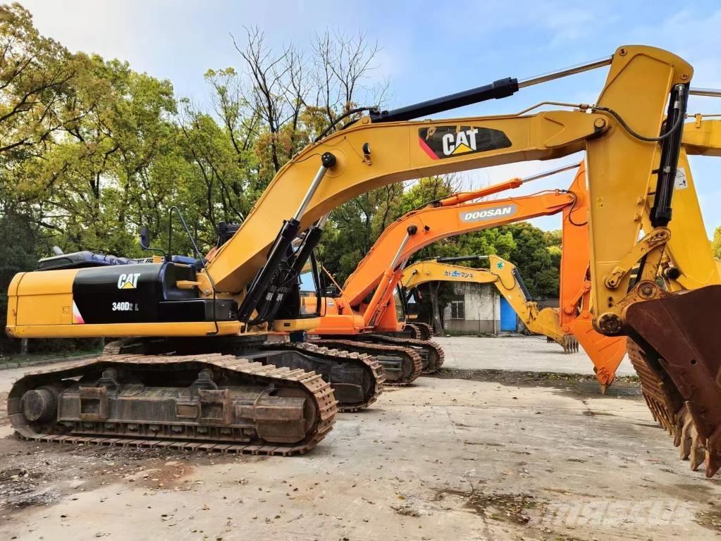 CAT 349 D2 Pásová rýpadla