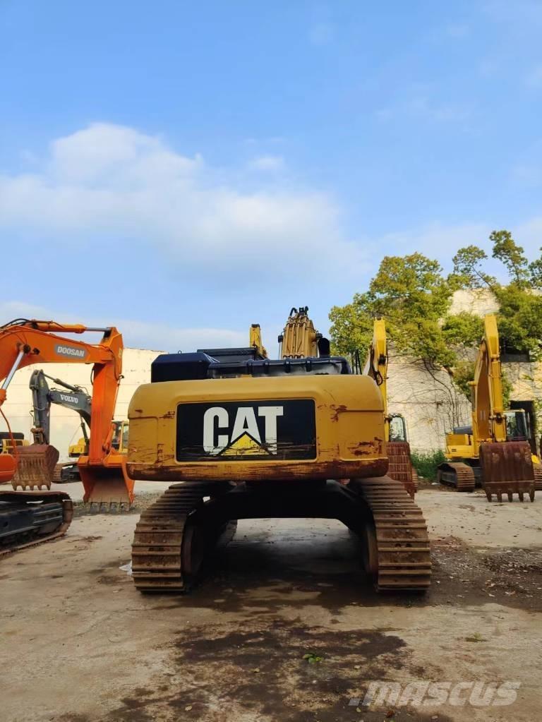 CAT 349 D2 Pásová rýpadla