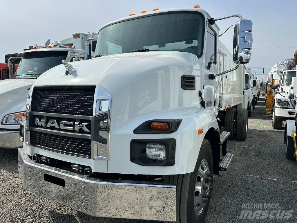 Mack MD7 Popelářské vozy