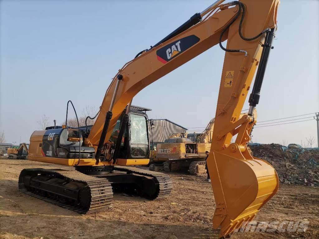 CAT 320 D Pásová rýpadla