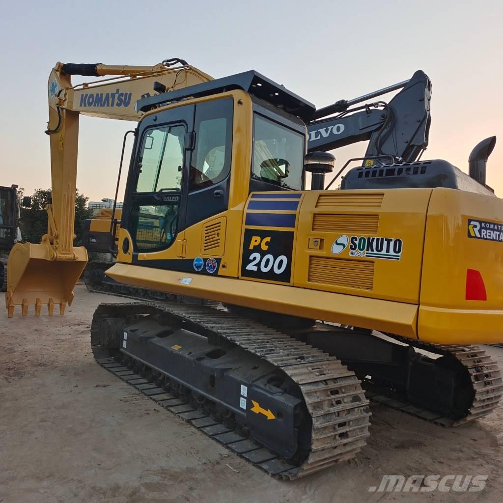 Komatsu PC 200-8 Pásová rýpadla