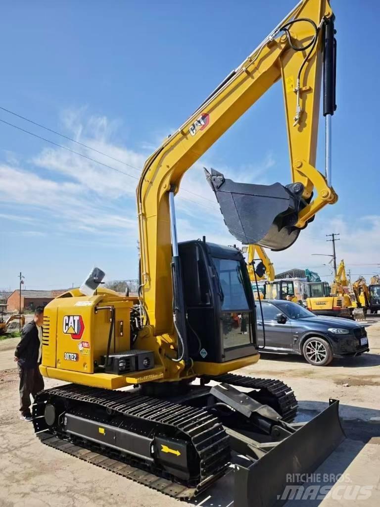 CAT 307E2 Pásová rýpadla