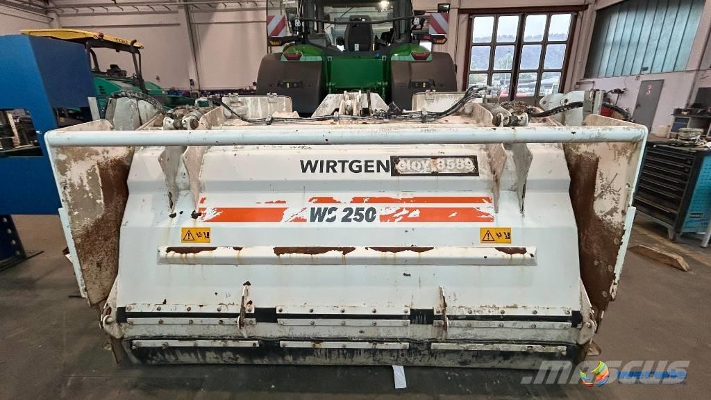 Wirtgen WS 250 Recyklátory asfaltu