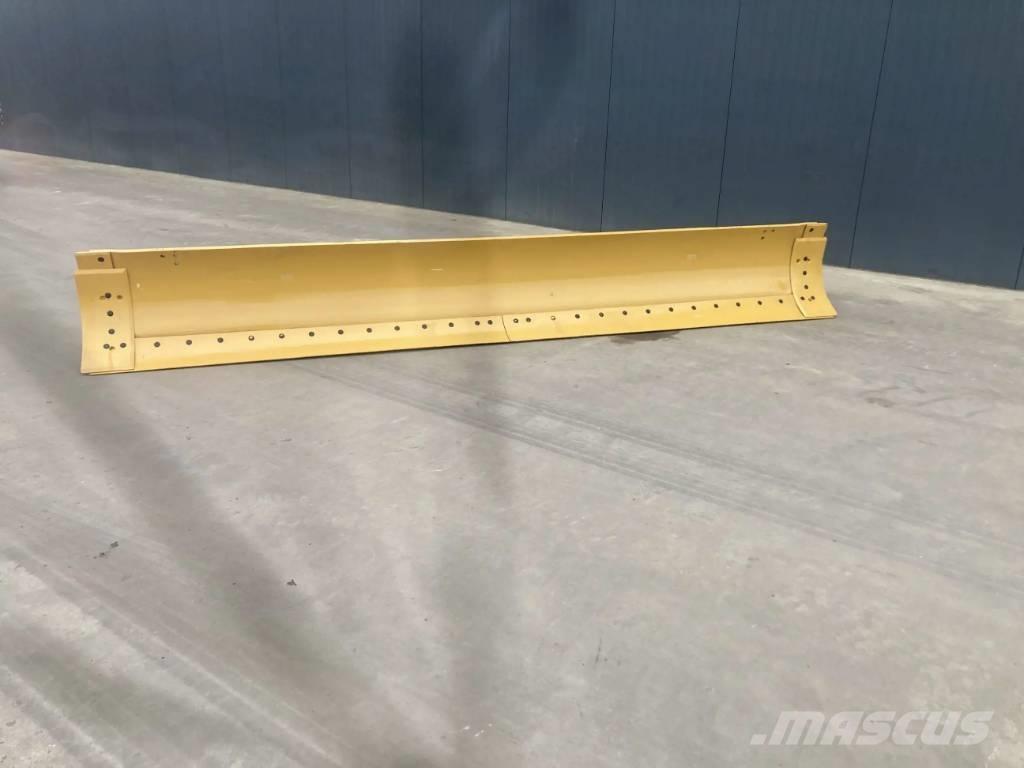 CAT 160M Moldboard Radlice