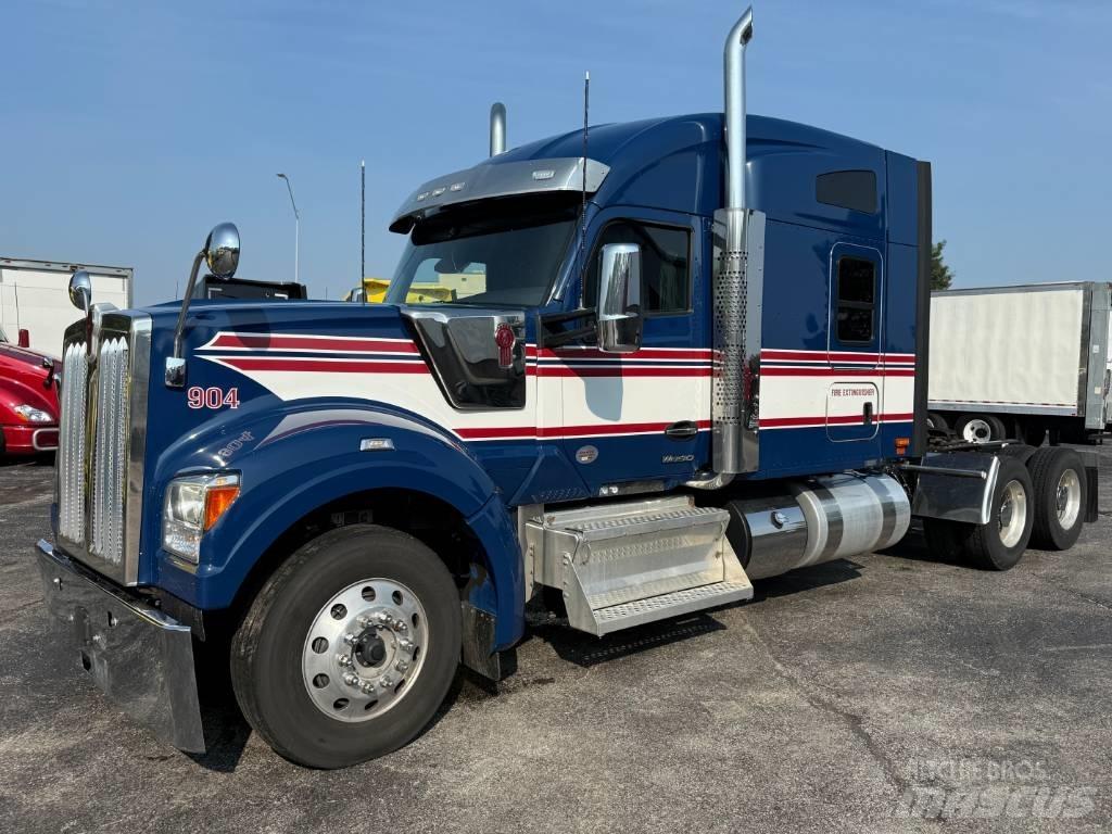 Kenworth W 990 Tahače